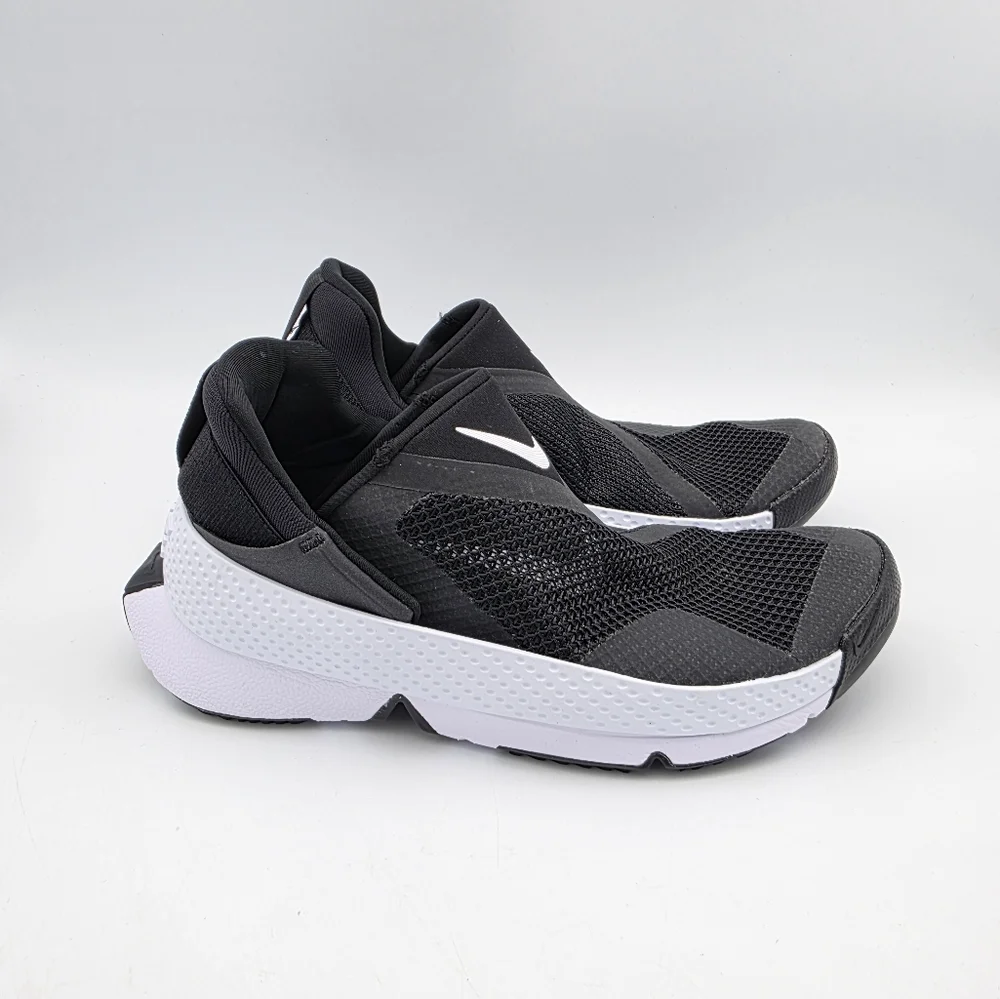 Nike GO FlyEase Black White Women's Size 5.5